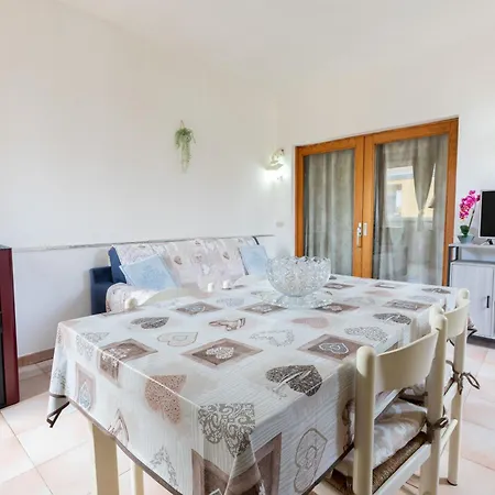 Lägenhet Ad House 2 Olbia